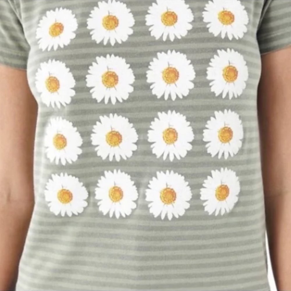Urban Outfitter’s -Truly Madly Deeply Daisy Flower Short Sleeve Top -Size S - Picture 4 of 10